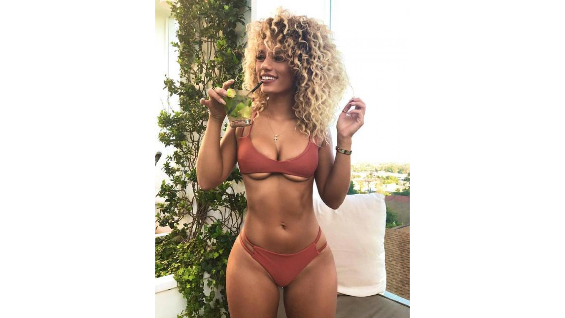 Jena Frumes Naked