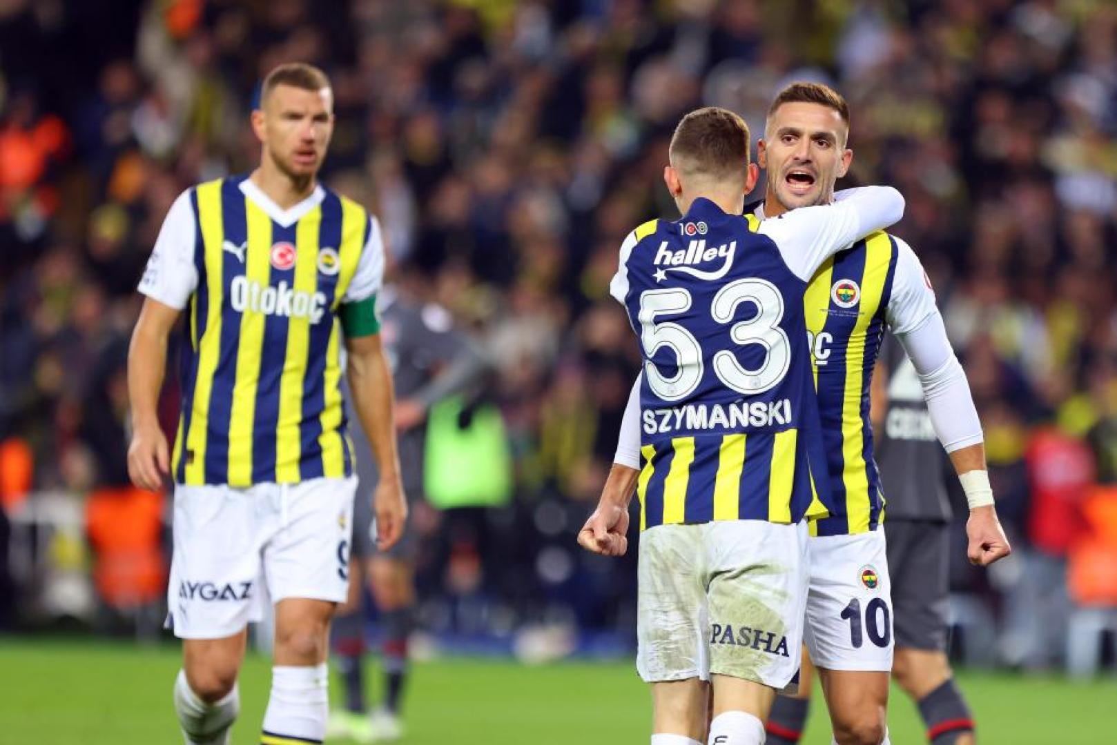 "NASIL OLSA OYNARIZ DİYEREK İŞİ SERİYORLAR" - Dusan Tadic, Fenerbahçe ...