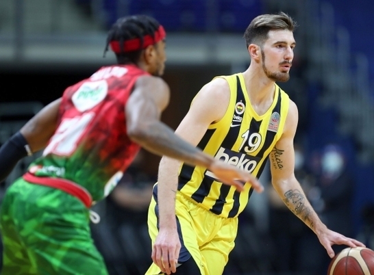 Fenerbahce Beko Ilk Maci Kazandi Futbol Basketbol